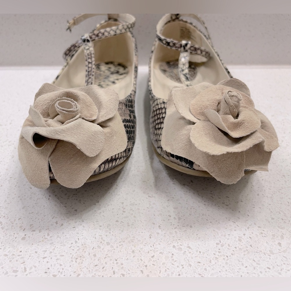Unlisted snakeskin print flats with bow detail